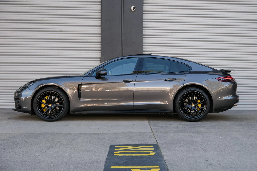 2017 Porsche 971 Panamera 4S - Image 4 of 31
