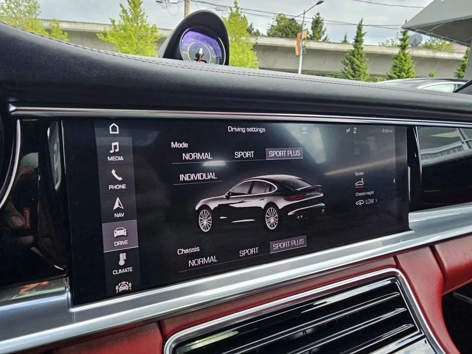 2017 Porsche 971 Panamera - Image 10 of 20