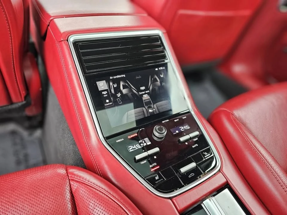2017 Porsche 971 Panamera - Image 17 of 20
