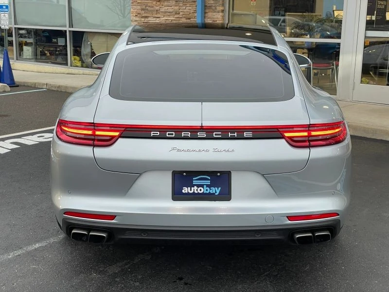 2017 Porsche 971 Panamera - Image 10 of 12