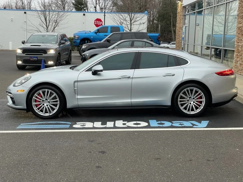 2017 Porsche 971 Panamera - Image 11 of 12