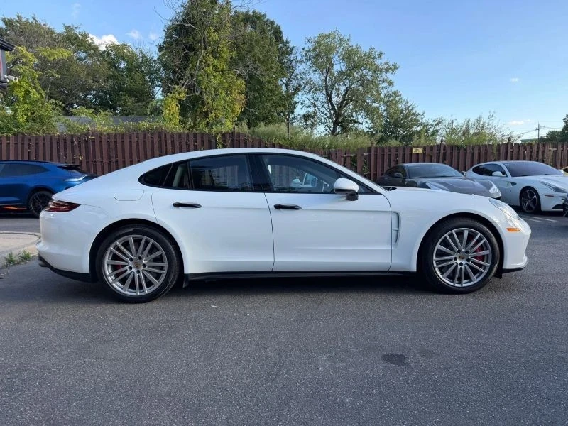 2017 Porsche 971 Panamera - Image 4 of 12
