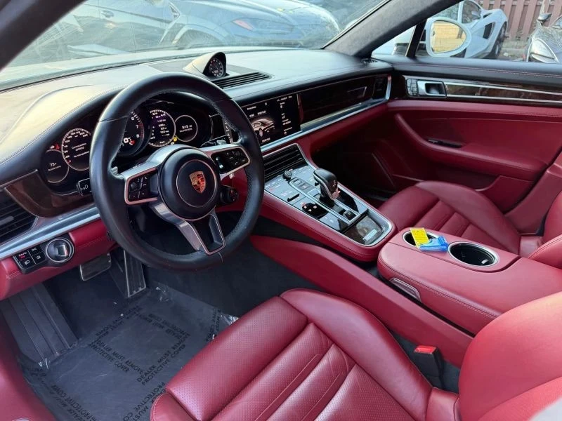 2017 Porsche 971 Panamera - Image 9 of 12