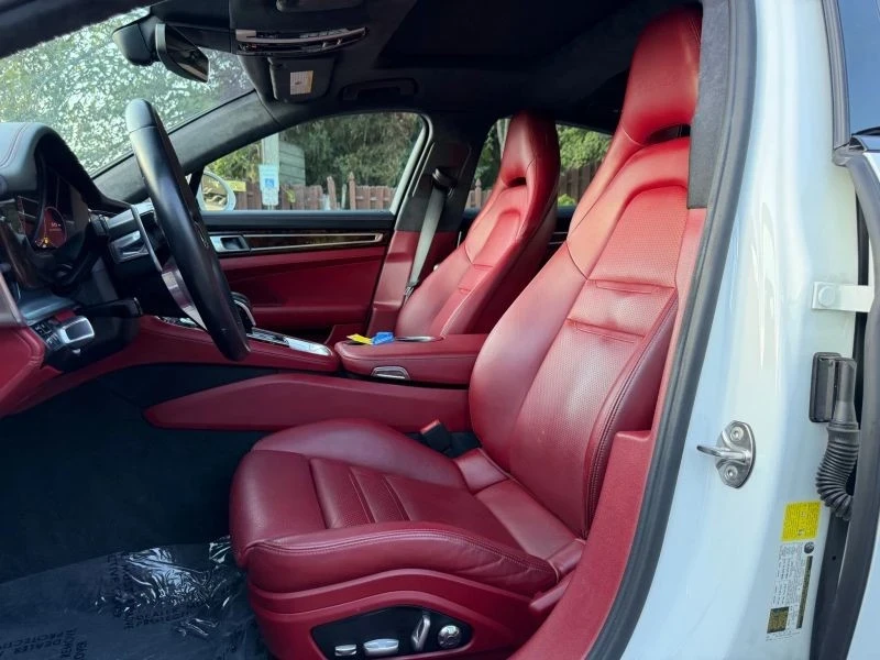 2017 Porsche 971 Panamera - Image 11 of 12