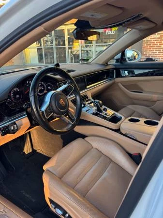 2017 Porsche 971 Panamera - Image 6 of 17