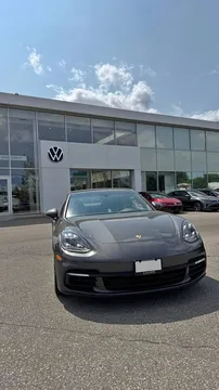 2017 Porsche Panamera 4