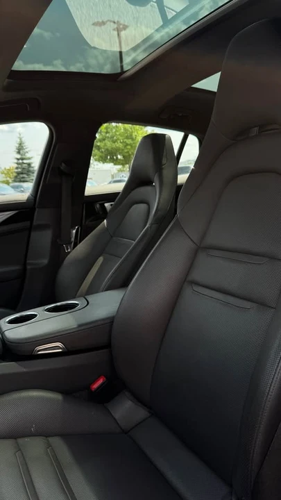 2017 Porsche 971 Panamera - Image 7 of 13