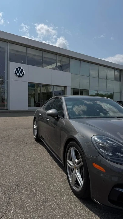 2017 Porsche 971 Panamera - Image 2 of 13