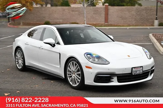2017 Porsche Panamera 4S Hatchback