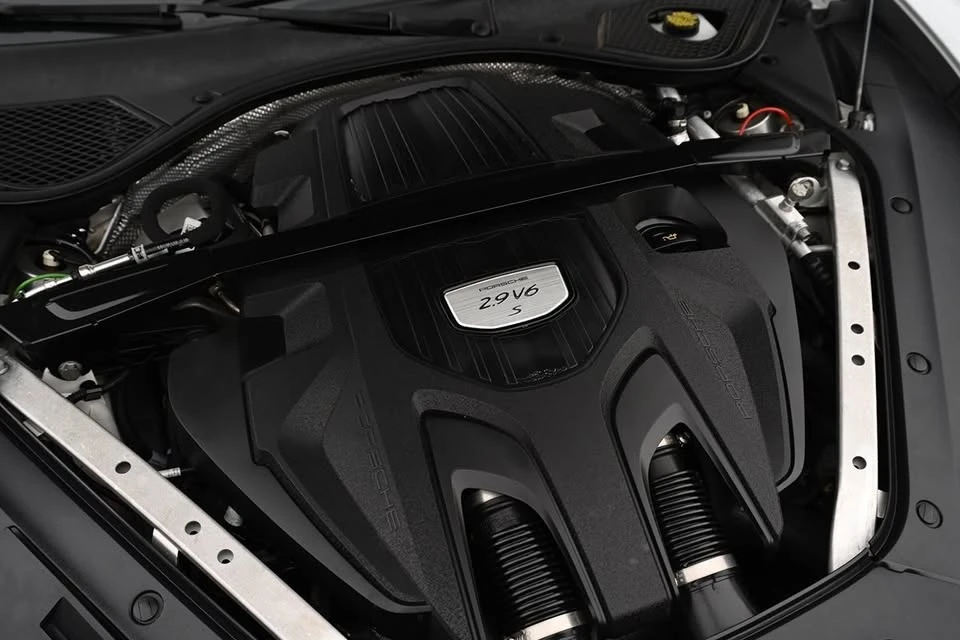 2017 Porsche 971 Panamera - Image 10 of 20