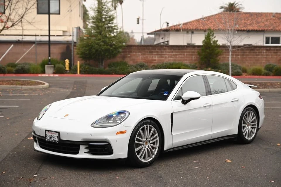 2017 Porsche 971 Panamera - Image 3 of 20