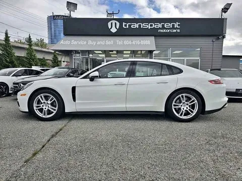 2017 Porsche Panamera 4