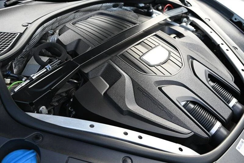 2017 Porsche 971 Panamera - Image 17 of 20