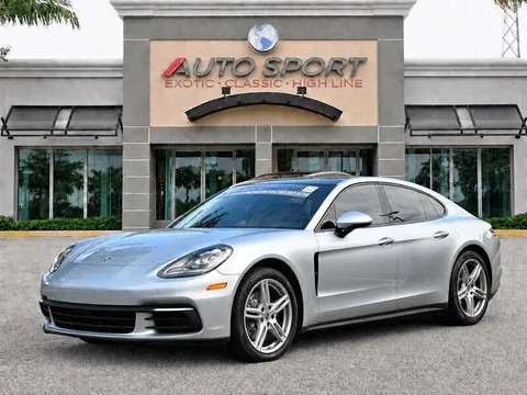2017 Porsche Panamera 4S