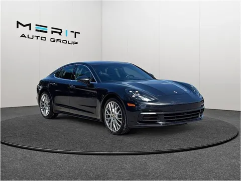 2017 Porsche Panamera Panamera