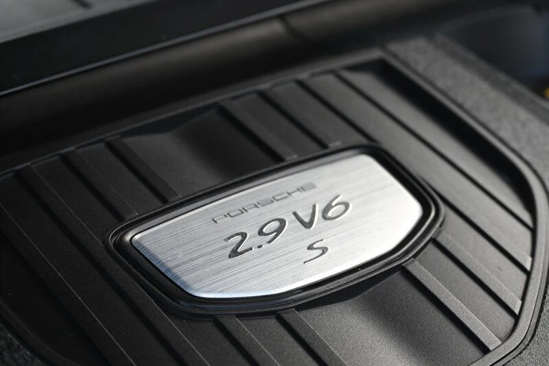 2017 Porsche 971 Panamera - Image 20 of 20