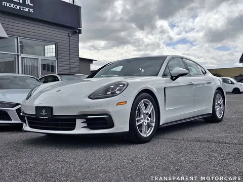 2017 Porsche Panamera 4