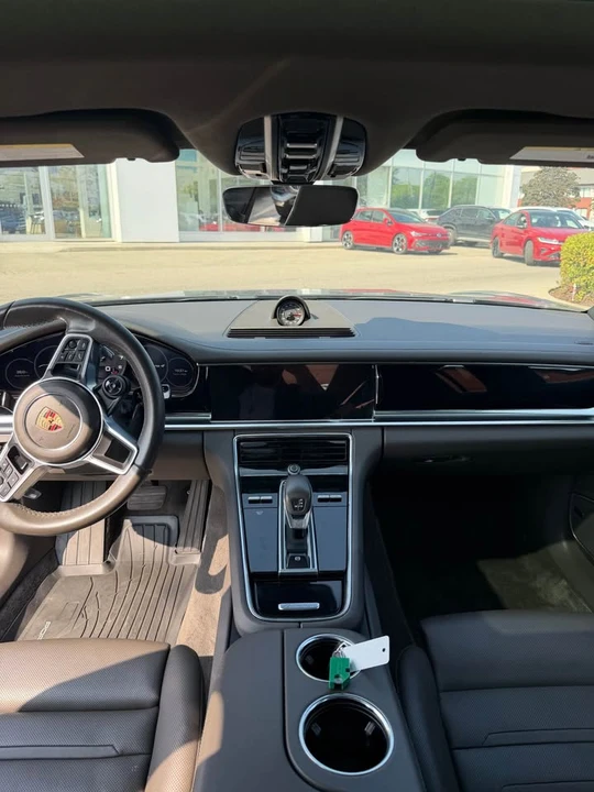 2017 Porsche 971 Panamera - Image 14 of 18