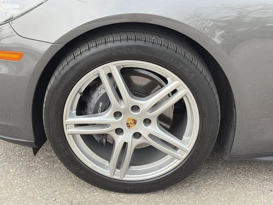2017 Porsche 971 Panamera - Image 2 of 17