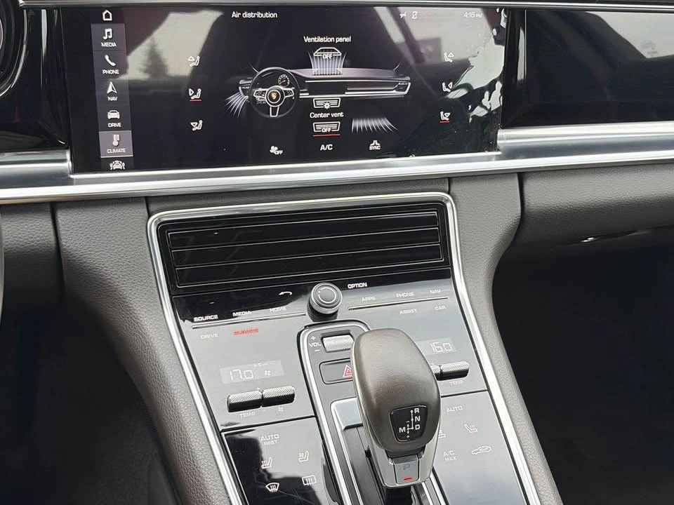 2017 Porsche 971 Panamera - Image 11 of 17
