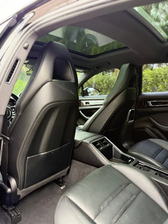 2017 Porsche 971 Panamera - Image 9 of 13
