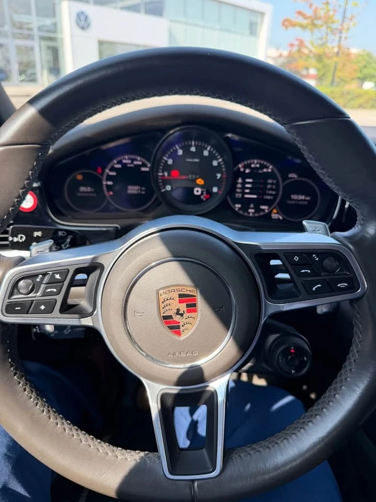 2017 Porsche 971 Panamera - Image 7 of 18
