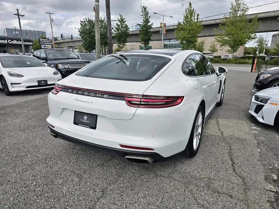 2017 Porsche 971 Panamera - Image 3 of 16