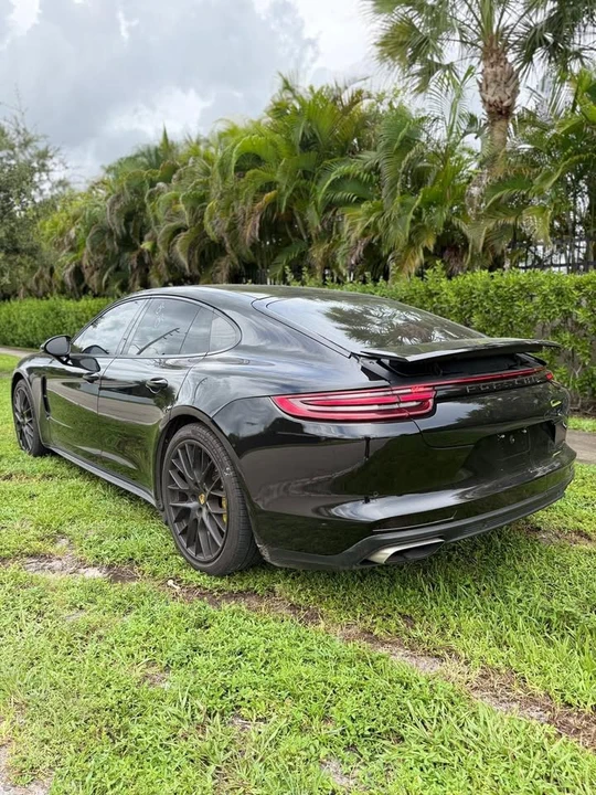 2017 Porsche 971 Panamera - Image 5 of 13