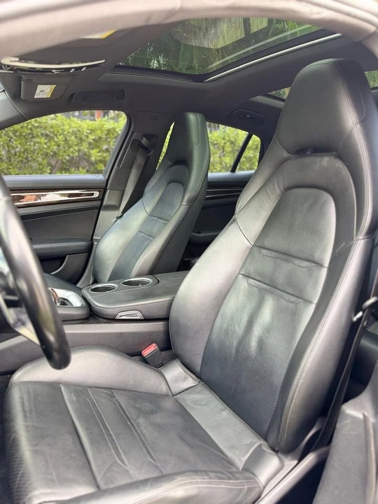 2017 Porsche 971 Panamera - Image 8 of 13