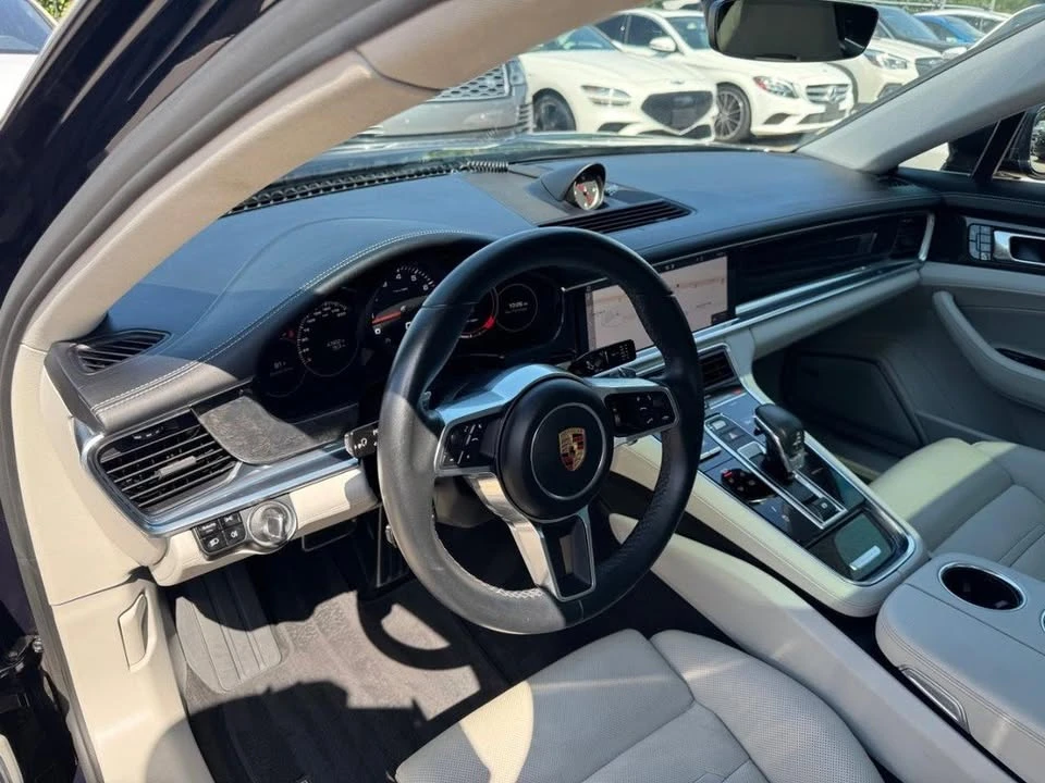 2017 Porsche 971 Panamera - Image 10 of 20