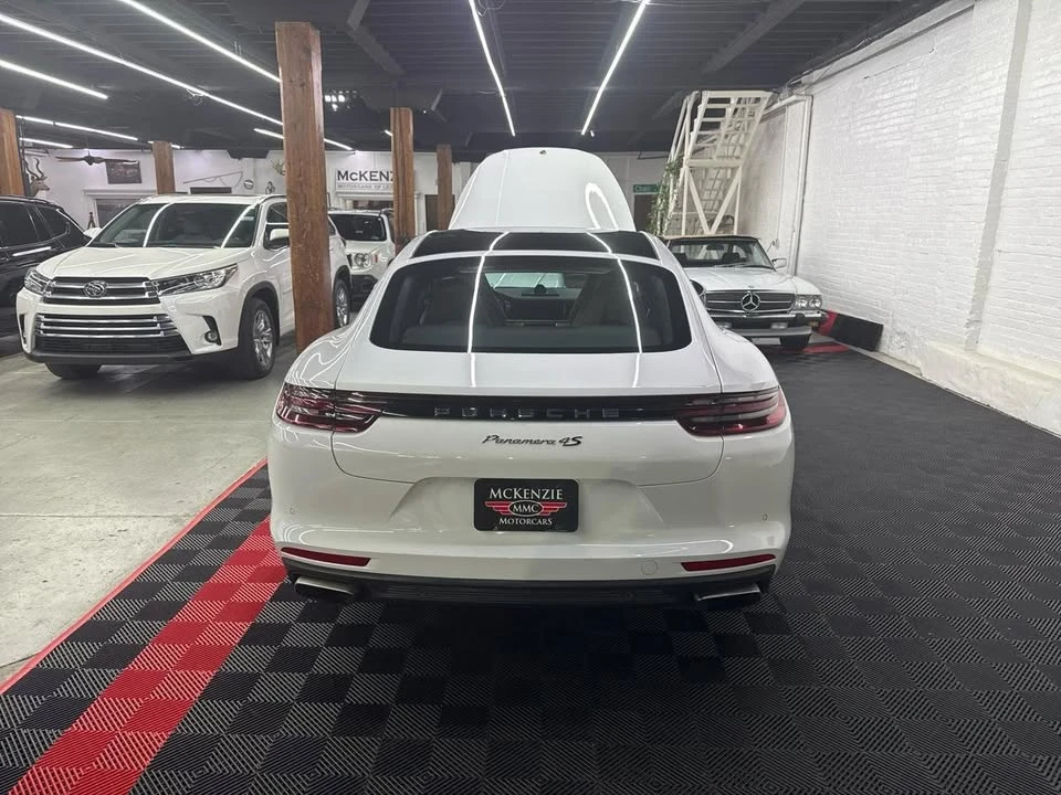 2017 Porsche 971 Panamera - Image 11 of 13
