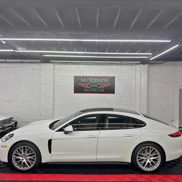 2017 Porsche Panamera