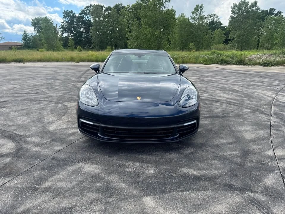 2017 Porsche 971 Panamera - Image 8 of 15
