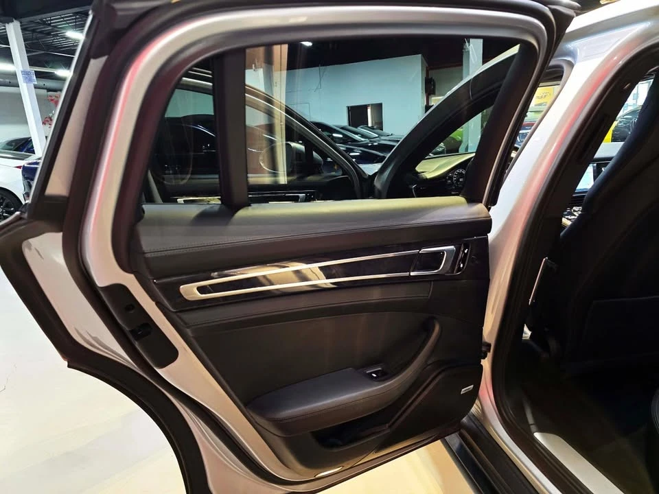 2017 Porsche 971 Panamera - Image 13 of 20