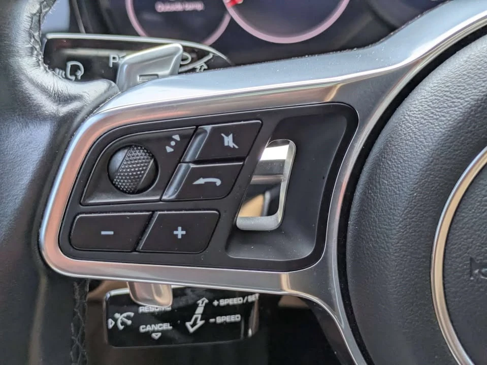 2017 Porsche 971 Panamera - Image 18 of 20