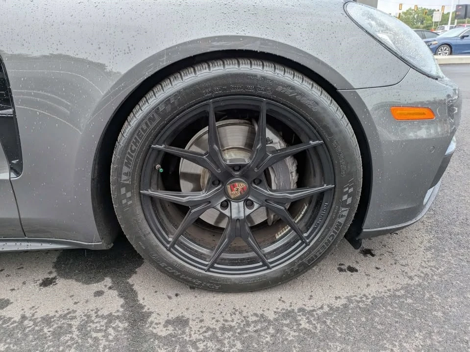 2017 Porsche 971 Panamera - Image 6 of 20