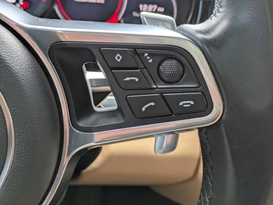 2017 Porsche 971 Panamera - Image 19 of 20