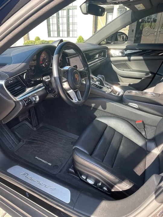 2017 Porsche 971 Panamera - Image 8 of 13