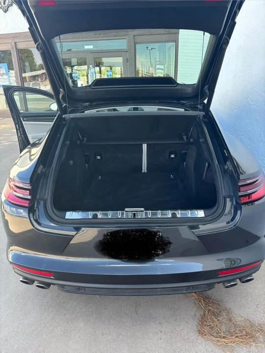 2017 Porsche 971 Panamera - Image 4 of 8
