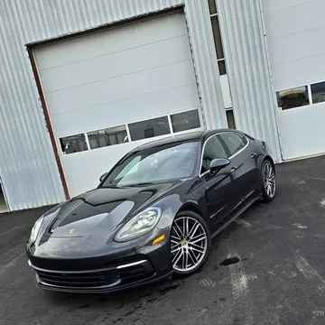 2017 Porsche Panamera 4S