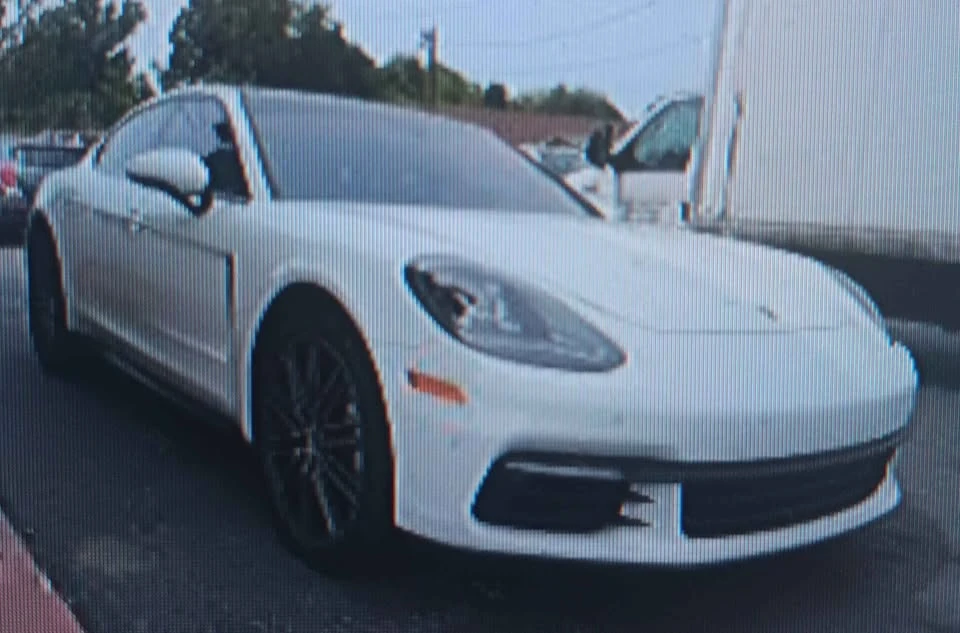 2017 Porsche 971 Panamera - Image 3 of 8