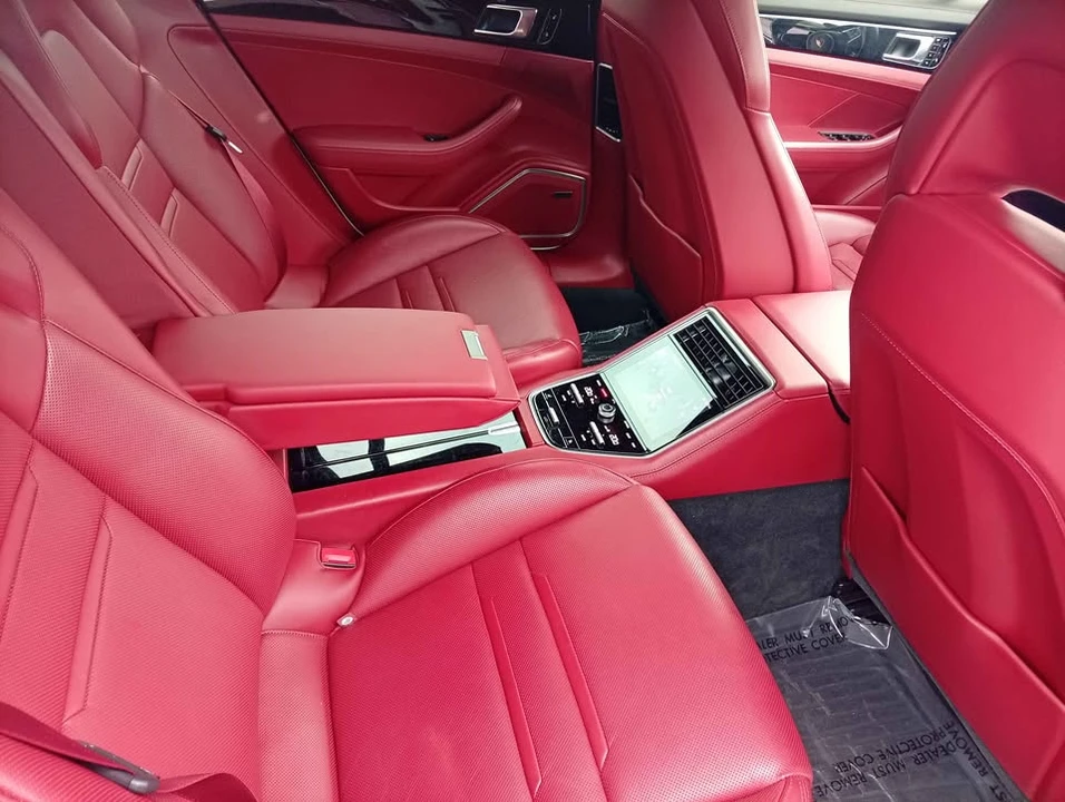 2017 Porsche 971 Panamera - Image 8 of 12