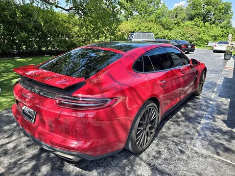 2017 Porsche Panamera Panamera