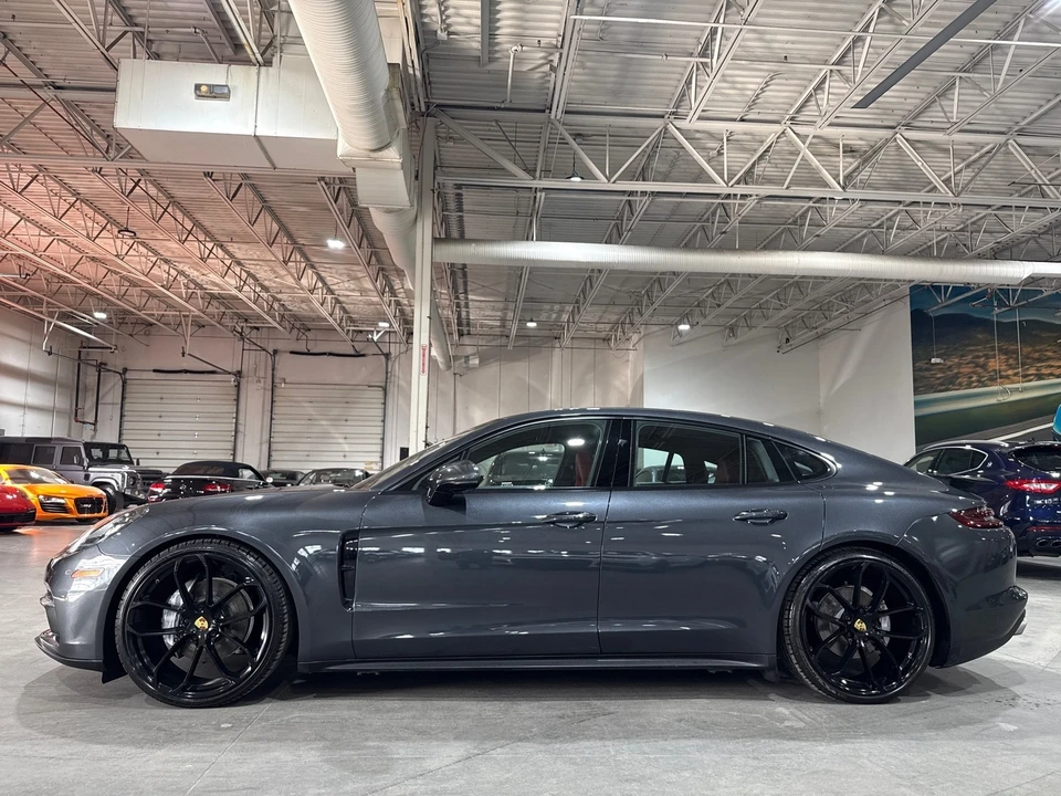 2017 Porsche 971 Panamera - Image 5 of 12