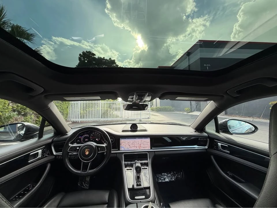 2017 Porsche 971 Panamera - Image 16 of 20