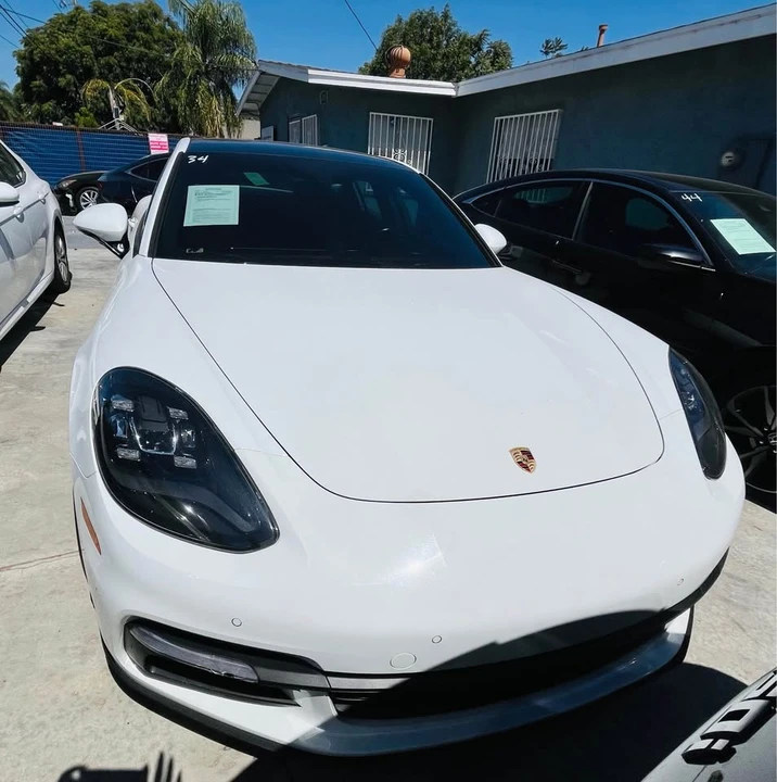 2017 Porsche 971 Panamera - Image 2 of 11