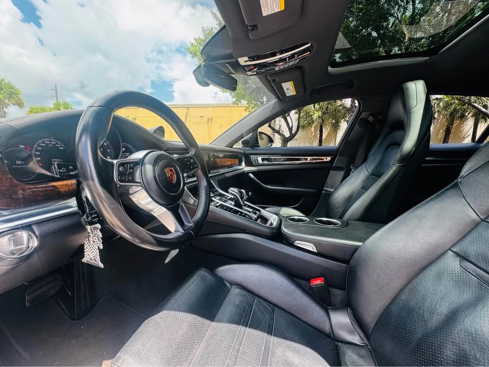 2017 Porsche 971 Panamera - Image 7 of 14