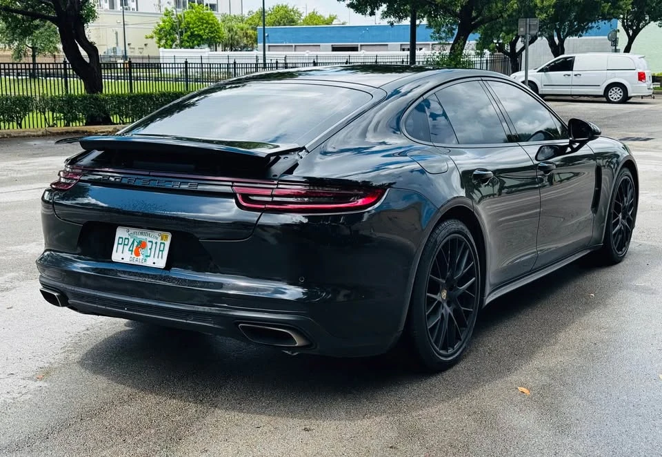 2017 Porsche 971 Panamera - Image 4 of 14