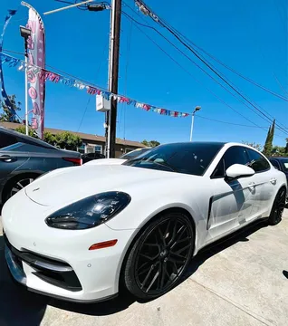 2017 Porsche Panamera