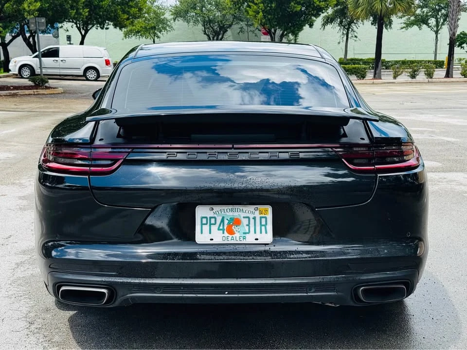 2017 Porsche 971 Panamera - Image 5 of 14